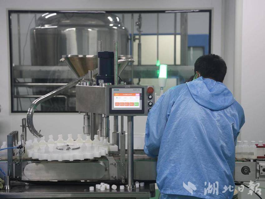 我国牧区的牧羊犬都吃过这家企业的药 中农华威让“虫癌”患病率下降98%