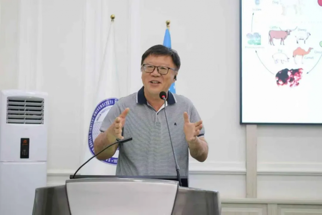中农华威参加乌兹别克斯坦撒马尔罕国立医科大学“国际科学与实践大会”